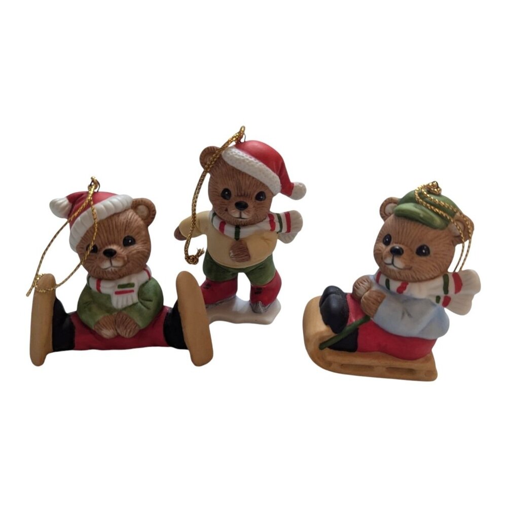 HomeCo 5513 Winter bear outdoor activity lot 3 ceramic hanging ornaments Vintage